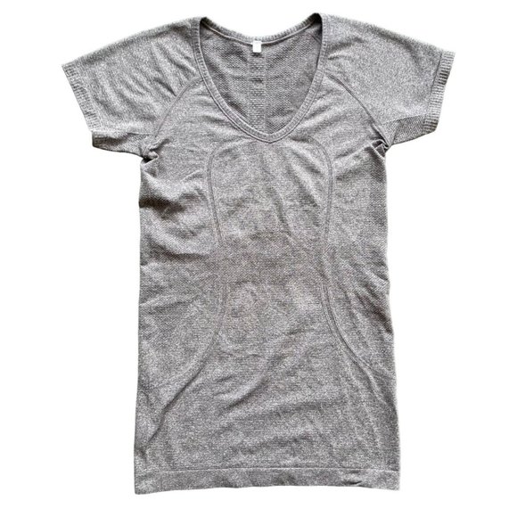 Lululemon Womens 4 Gray Swiftly Tech Short Sleeve Shirt Dri Fit Vneck Athleisure - Picture 8 of 8
